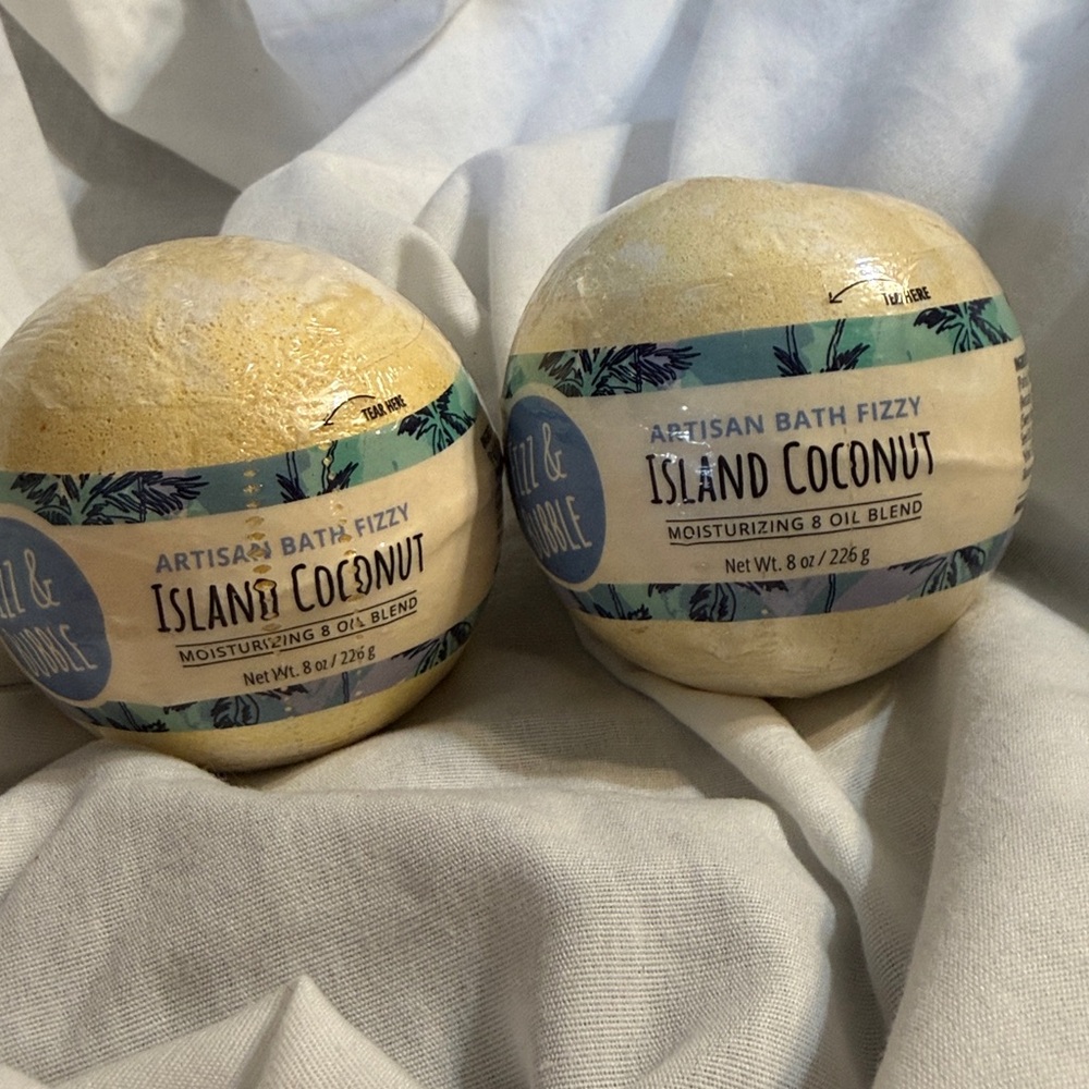❤️ 2 Fizz and bubble artesian bath fizzy island coconut scented bath bomb